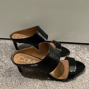 Calvin Klein Cecily Slides